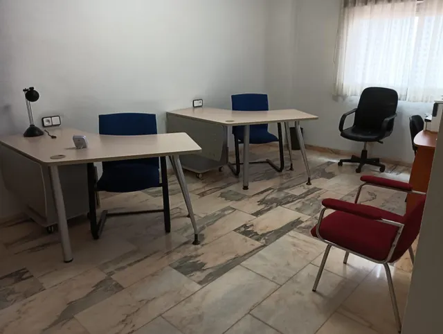 Oficina junto a Colón, Córdoba capital — 3