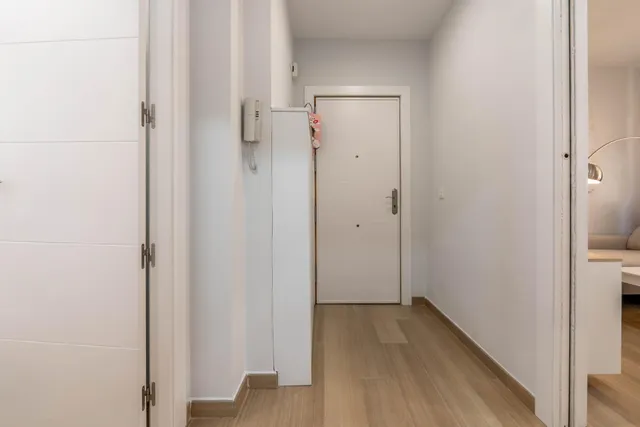 VENTA DE CÉNTRICO PISO CON LICENCIA TURÍSTICA - GRANADA — 25