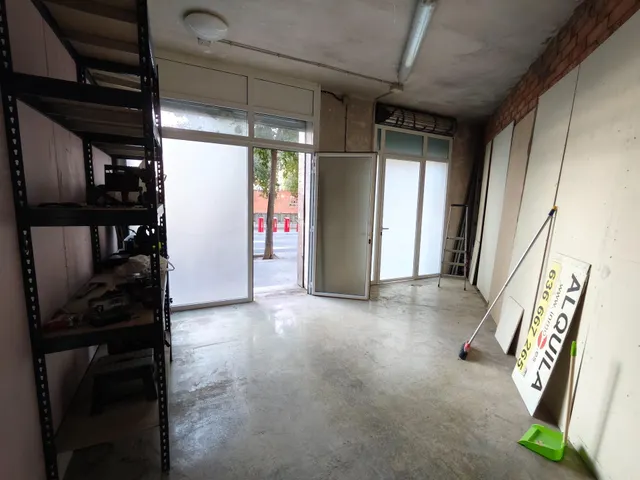 Local Comercial en Alquiler - Excelente Ubicación en Sagrada Familia, Barcelona — 6