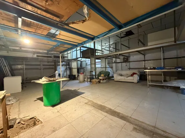 Local comercial en El Palmar — 12