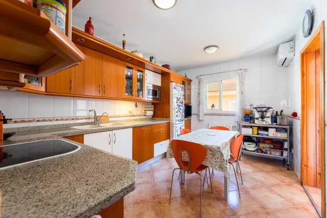 SE VENDE PAREADO EN MARRATXI — 8