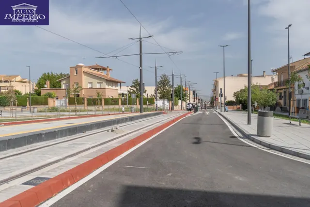 Piso en Las Gabias junto al metro — 44