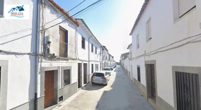 Venta de Casa Adosada en Dos Torres (Córdoba) — 2