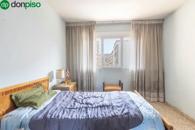 Piso con terraza y gran potencial junto a Camino de Ronda — 12