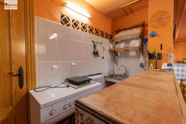 Casa independiente a 5 minutos de Granada en buen estado para entrar a vivir — 13