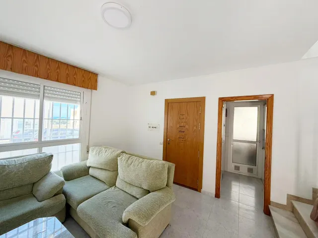 ️ TRIPLEX EN EL TOYO – RETAMAR  El privilegio de vivir junto al mar  96 m2 const.  Garaje privado incluido en el precio — 19