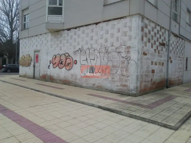 SE VENDE LOCAL COMERCIAL CERCANO A UNIVERSIDADES - foto 4