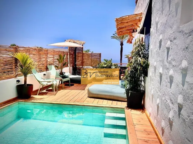 Villa 5 habitaciones 205m² en venta - Chayofa