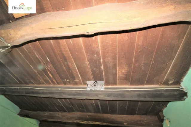 2 CASAS DE PIEDRA EN O CORGO — 33
