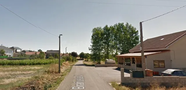VIVIENDA EN VILLAGATON