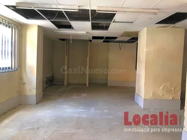 Amplio local comercial en Torrelavega, Cantabria. - foto 5
