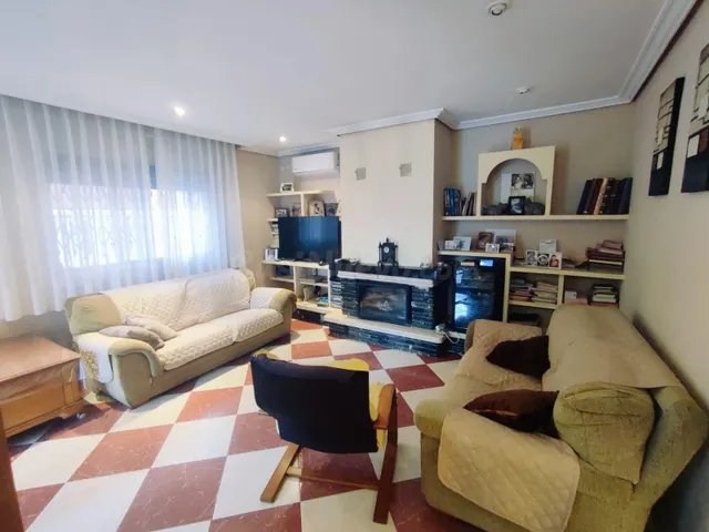 Chalet con encanto a 300 metros del mar en Burriana. - foto 3