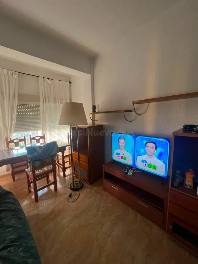 Piso en Zapillo Temporada Estudiantil - foto 3