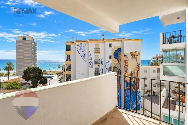 Dos apartamentos en uno, con espectaculares vistas al mar, junto al puerto deportivo de Estepona — 19