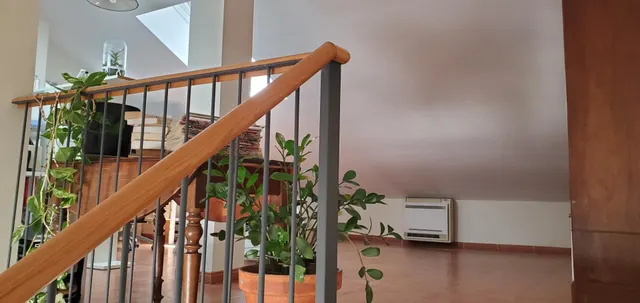 ¡oportunidad en nuevo bulevar! amplio chalet adosado con jardín único y dos plazas de parking privadas. — 40