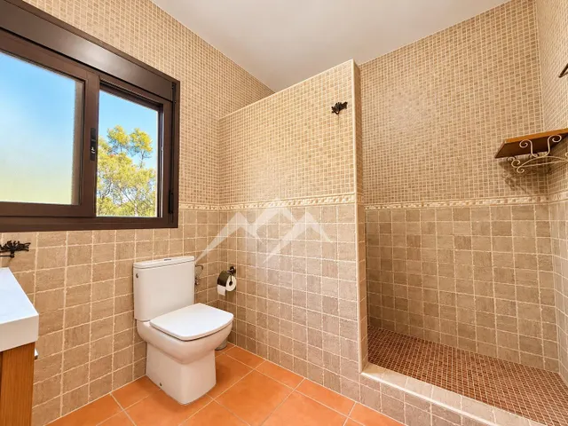 Finca rústica con CÉDULA DE HABITABILIDAD, licencia y final de obra. — 23