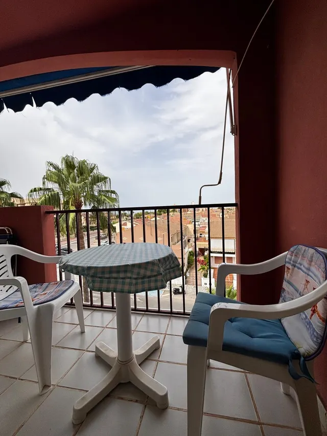 Apartamento con terraza a 300m de la playa de la isla de septiembre a junio — 8