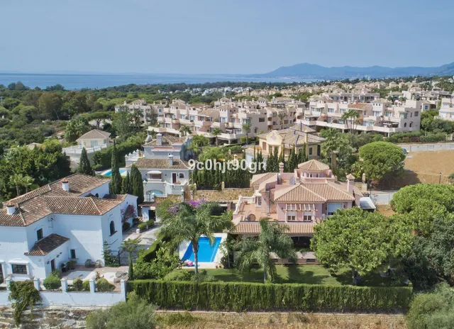 Chalet 6 habitaciones 579m² en venta - Marbella - foto 3