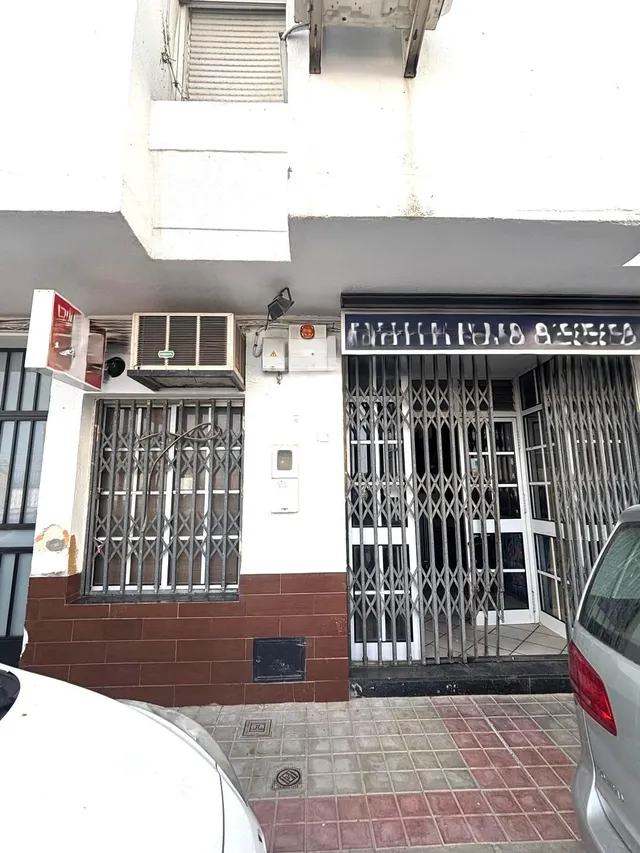 ¡OPORTUNIDAD ÚNICA! Local Comercial Listo para Emprender en  - foto 2