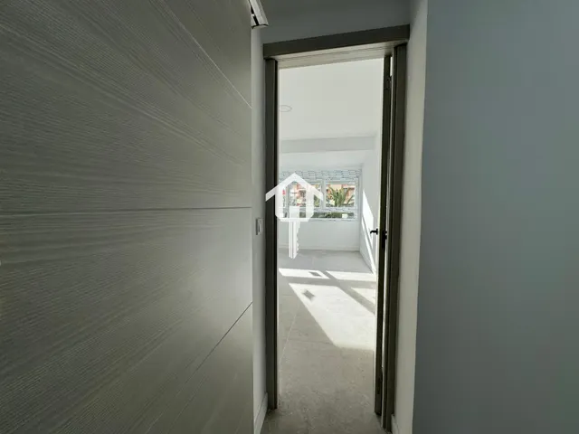 Inmoparadise les ofrece espectacular vivienda en venta en Alicante centro, el edificio los representantes . 120m2, 3 dormitorios, dos baños,reformada. — 15