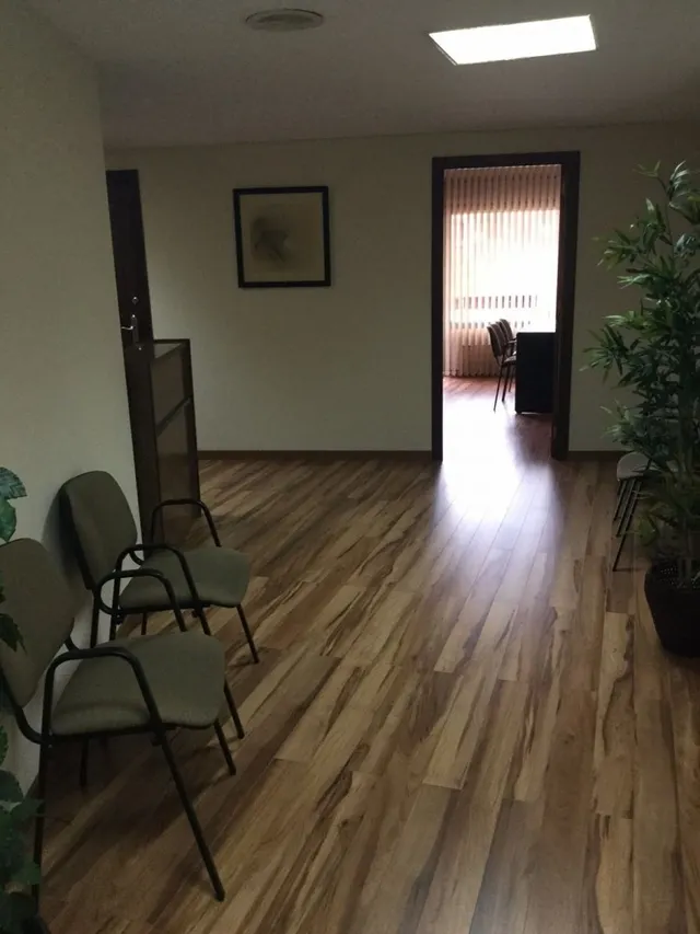 Alquiler de DESPACHO en zona Extramuros, calle Juan Llorens (coworking) — 13