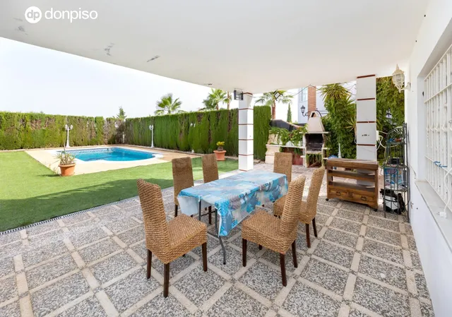 CHALET EN EL BARRIO DE MONACHIL — 4