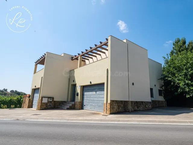 Espectacular casa en Pedret i Marzà