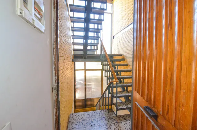 Urbis te ofrece un piso y estudio en venta en zona Salas Bajas, Salamanca. — 27