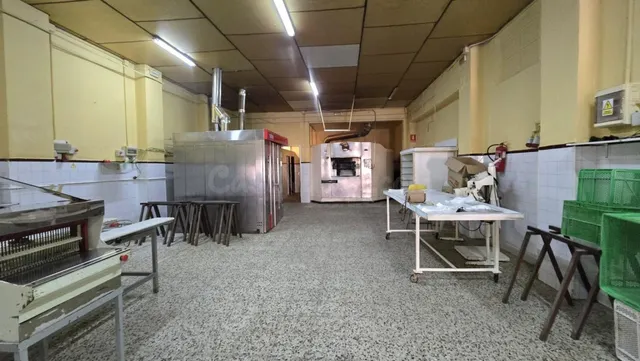 GRAN LOCAL EN VENTA CON POTENCIAL COMERCIAL Y RESIDENCIAL EN - foto 4