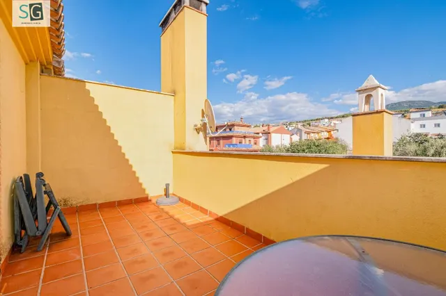 Preciosa adosada en cajar — 32