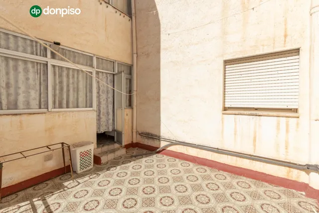 Edificio con gran potencial de inversión en La Zubia — 37