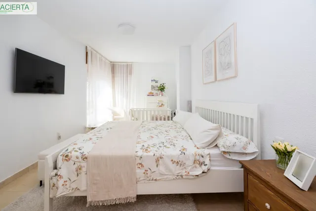 Piso y cochera en venta junto Acera de Darro. — 6