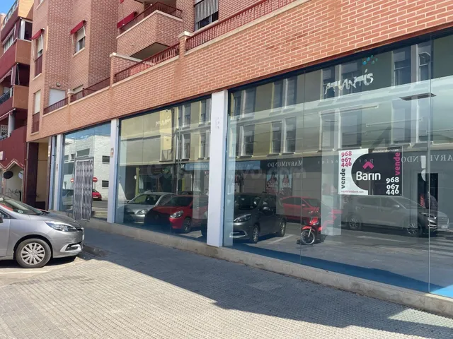 LOCAL COMERCIAL EN LA ALBERCA