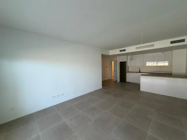 Bajo SUROESTE con altura de primera con terraza y jardín con vista al Mar — 6