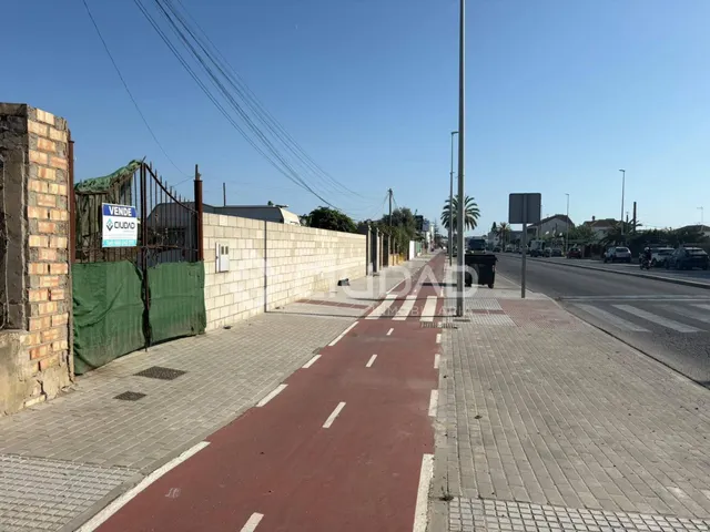 TERRENO URBANO DIRECTO EN CTRA. DEL PUERTO - foto 4