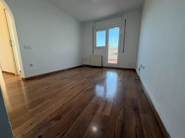 Ático de 2 habitaciones más despacho con terraza de 22 m2 — 6