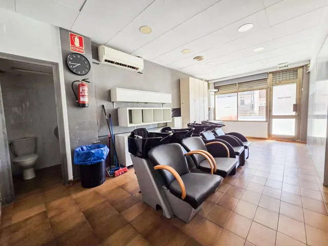 Local a la venta en zona Camí Fondo de Martorell — 14