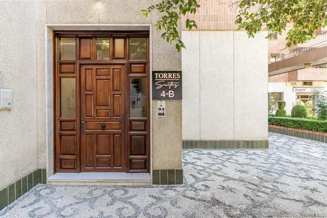PRECIOSO ESTUDIO DE LUJO EN URBANIZACION TRIUNFO JARDIN — 41