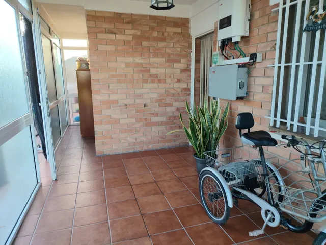 Casa en venta en Piera con dos viviendas independientes, jardín, piscina y parking — 21