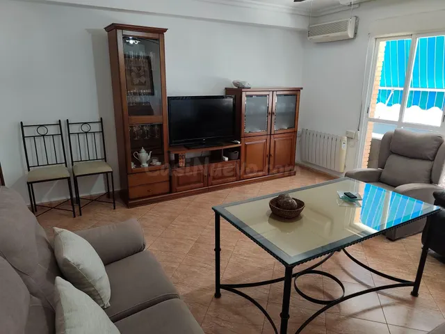 Piso amueblado en la Huerta de la Reina - foto 2