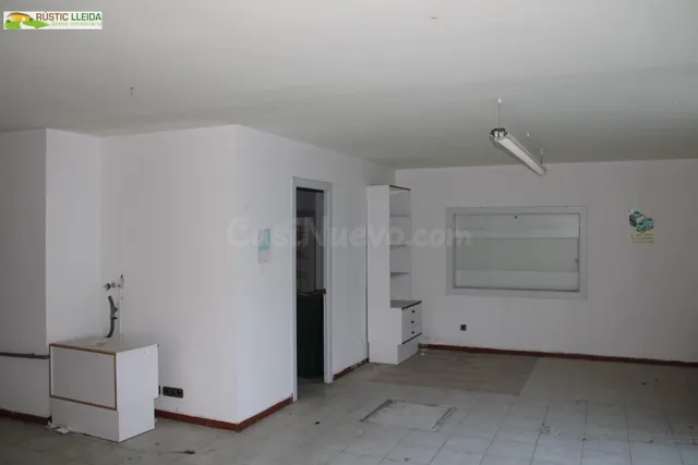 Local comercial en venta en Tàrrega. - foto 5