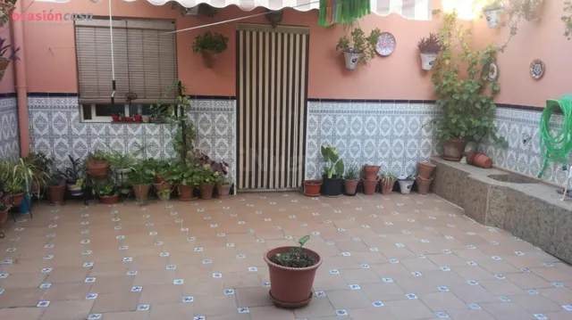 CASA DE TRES PLANTAS PARA ENTRAR A VIVIR - 350.000€ - — 4