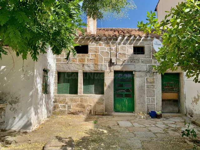 CASA DE PIEDRA