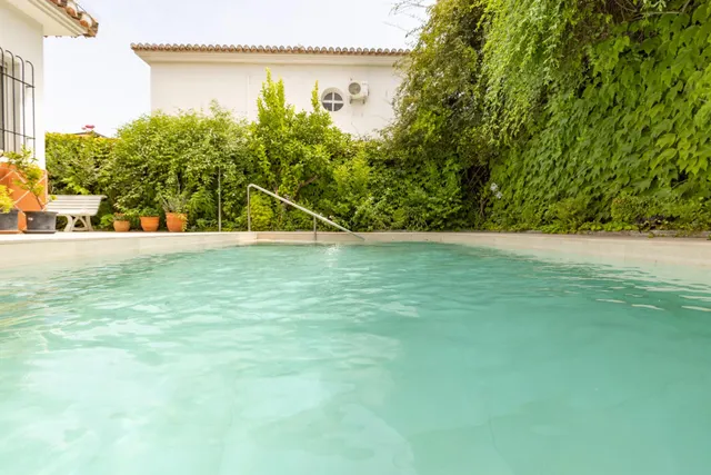 Chalet pareado con piscina, jardín y bonitas vistas a Granada en La Zubia — 47