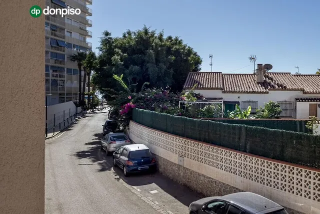Piso con garaje y trastero en Almuñecar — 26