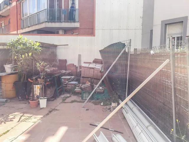 TERRENO URBANO EN RIPOLLET CON PARKING — 7
