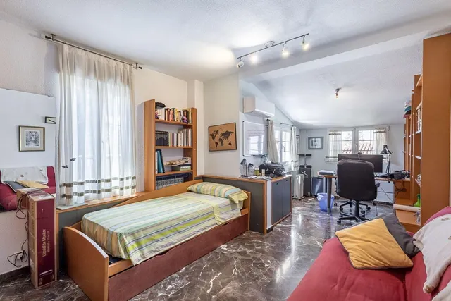 CASA PAREADA EN LA ZUBIA CON PISCINA, ZONA DE BARBACOA Y JARDÍN — 25