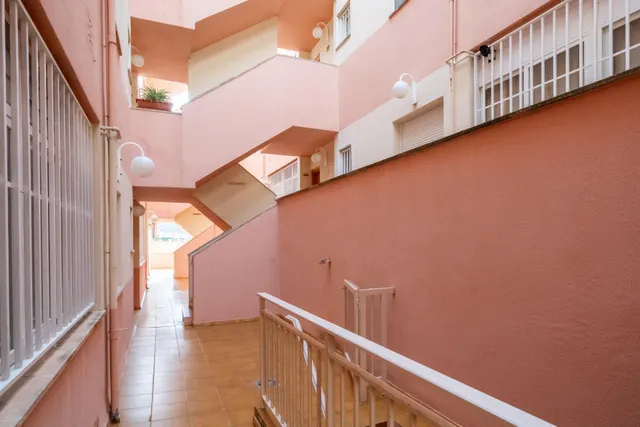 Dúplex de tres habitaciones en ZONA COLEGIOS — 22