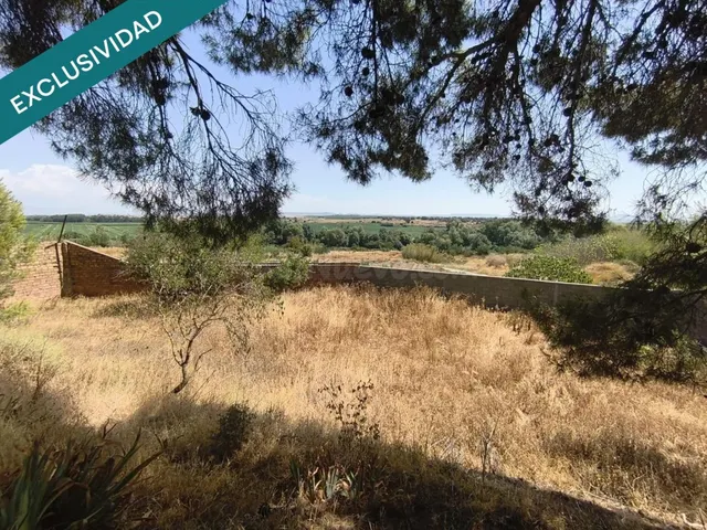 ¡Crea la casa de tus sueños! Gran propiedad con terreno y vistas al Pirineo en Torres de Barbués — 39