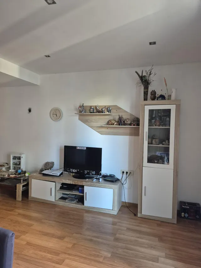Amplia Vivienda en Marcelo Macías: Ideal Inversión con Alquiler Actual — 28